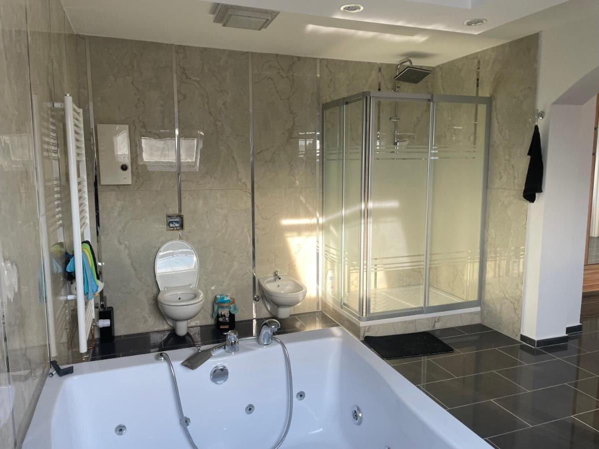 Penthouse Wohnung Ultra Exlusive Duisburg Exteriör bild